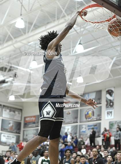 Thumbnail 3 in Rancho Mirage Holiday Invitational Slam Dunk Contest photogallery.