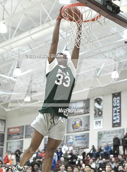 Thumbnail 2 in Rancho Mirage Holiday Invitational Slam Dunk Contest photogallery.