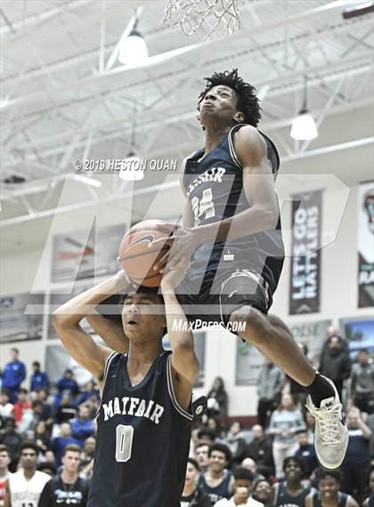 Thumbnail 2 in Rancho Mirage Holiday Invitational Slam Dunk Contest photogallery.