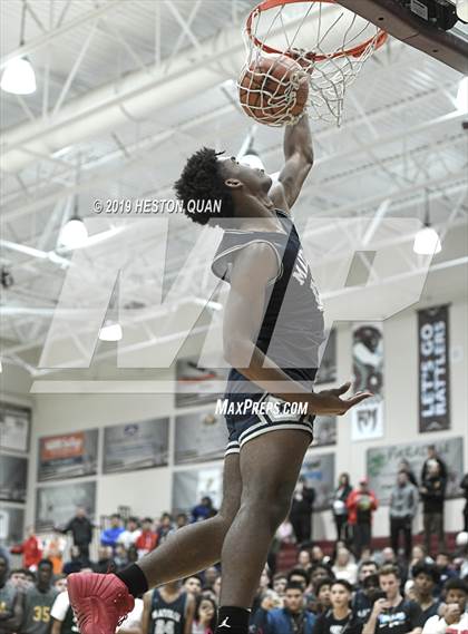 Thumbnail 2 in Rancho Mirage Holiday Invitational Slam Dunk Contest photogallery.