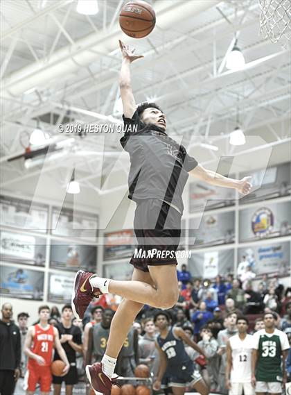 Thumbnail 1 in Rancho Mirage Holiday Invitational Slam Dunk Contest photogallery.