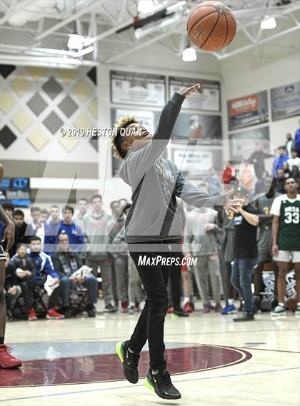 Thumbnail 3 in Rancho Mirage Holiday Invitational Slam Dunk Contest photogallery.