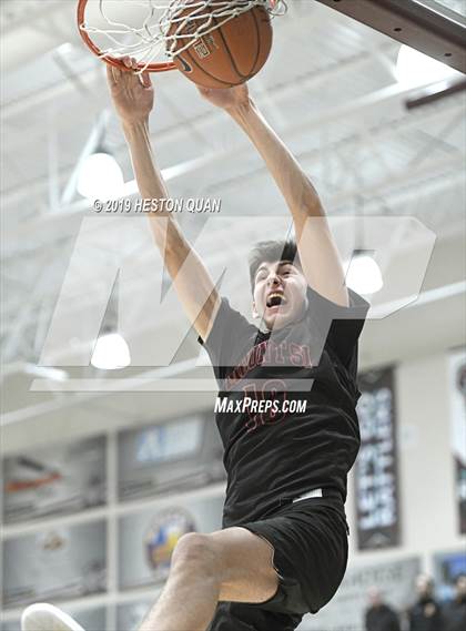 Thumbnail 2 in Rancho Mirage Holiday Invitational Slam Dunk Contest photogallery.