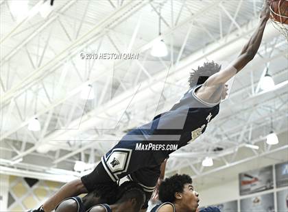 Thumbnail 1 in Rancho Mirage Holiday Invitational Slam Dunk Contest photogallery.