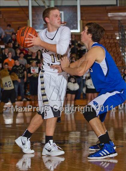 Thumbnail 1 in Columbus North @ Shelbyville photogallery.