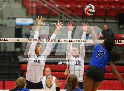 Thumbnail 2 in Allen vs. Byron Nelson photogallery.