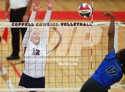 Thumbnail 2 in Allen vs. Byron Nelson photogallery.