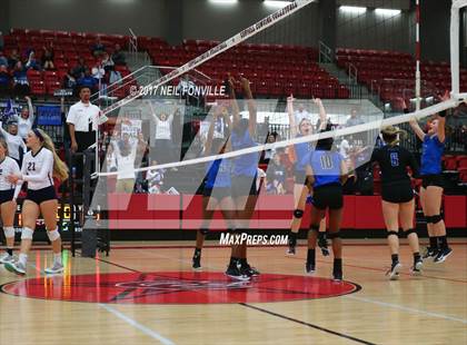Thumbnail 2 in Allen vs. Byron Nelson photogallery.