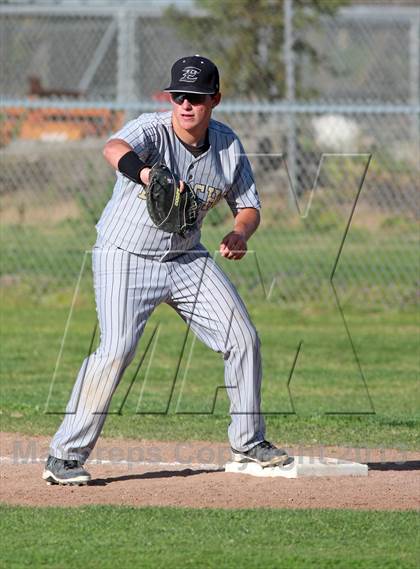 Thumbnail 2 in Enochs @ Beyer photogallery.