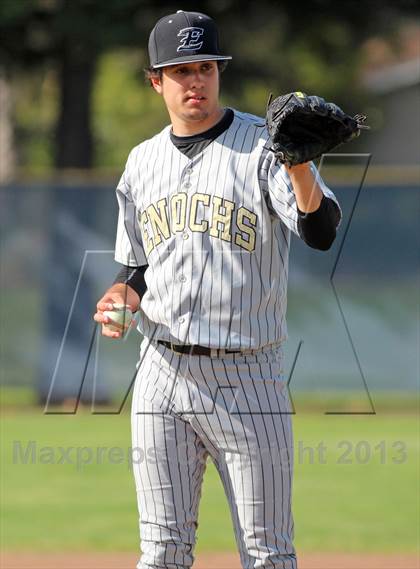 Thumbnail 2 in Enochs @ Beyer photogallery.