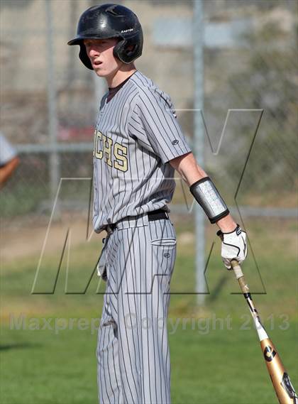 Thumbnail 3 in Enochs @ Beyer photogallery.
