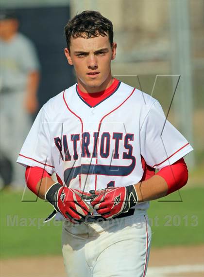 Thumbnail 3 in Enochs @ Beyer photogallery.