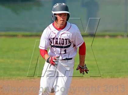 Thumbnail 2 in Enochs @ Beyer photogallery.