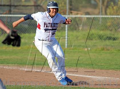 Thumbnail 1 in Enochs @ Beyer photogallery.