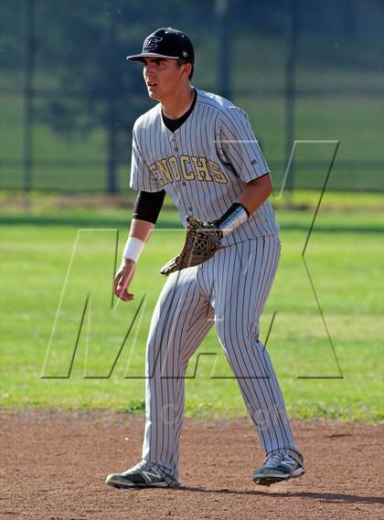 Thumbnail 3 in Enochs @ Beyer photogallery.