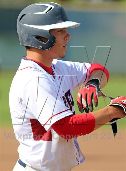 Thumbnail 3 in Enochs @ Beyer photogallery.