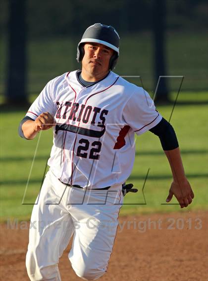 Thumbnail 3 in Enochs @ Beyer photogallery.