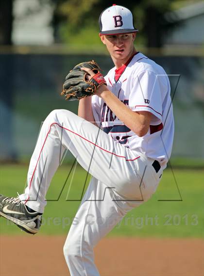 Thumbnail 1 in Enochs @ Beyer photogallery.
