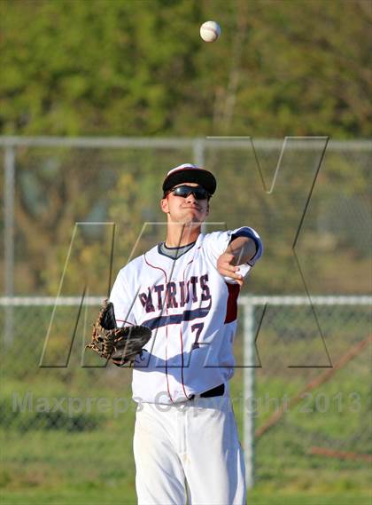 Thumbnail 3 in Enochs @ Beyer photogallery.