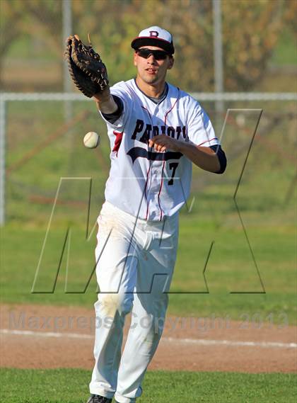Thumbnail 1 in Enochs @ Beyer photogallery.