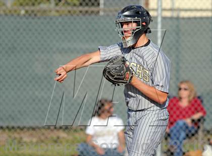 Thumbnail 1 in Enochs @ Beyer photogallery.