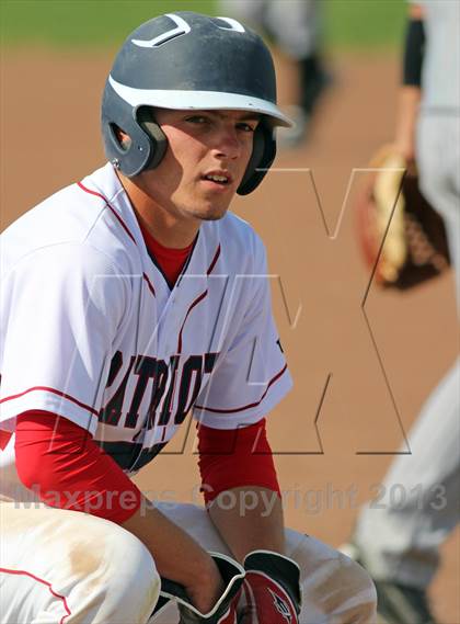 Thumbnail 2 in Enochs @ Beyer photogallery.