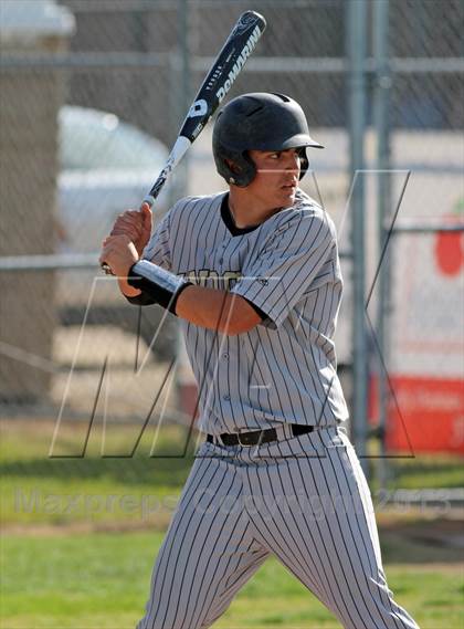 Thumbnail 1 in Enochs @ Beyer photogallery.