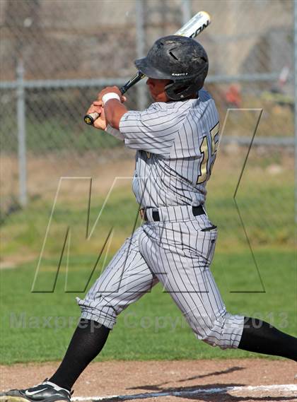 Thumbnail 3 in Enochs @ Beyer photogallery.