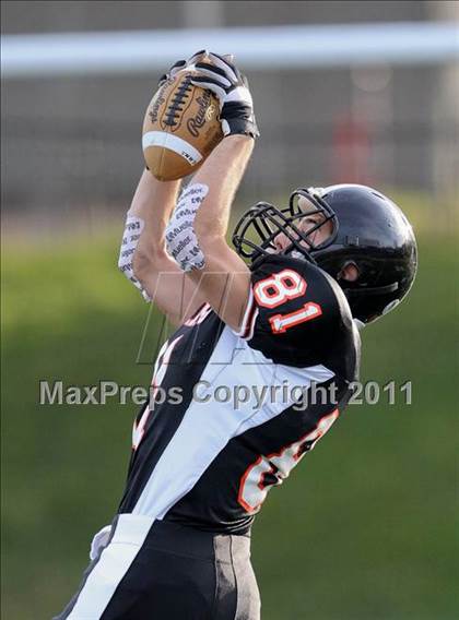 Thumbnail 1 in Croton-Harmon vs. Schalmont (NYSPHSAA Class B Semifinal) photogallery.