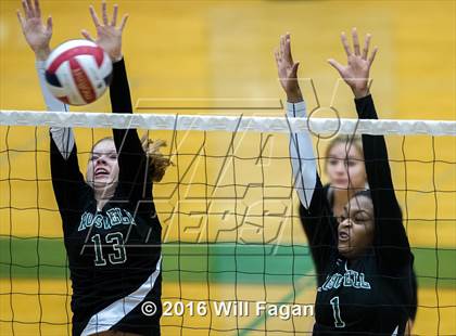 Thumbnail 2 in Walton @ Roswell photogallery.