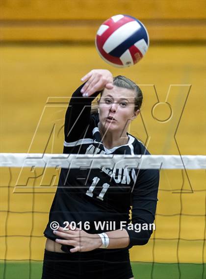 Thumbnail 3 in Walton @ Roswell photogallery.