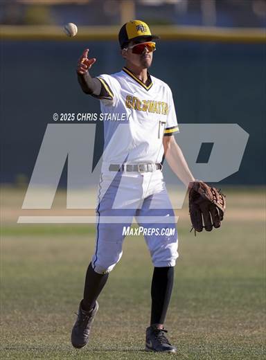 null - Photo 01