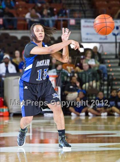 Thumbnail 2 in Duncanville vs. Dekaney (UIL 5A Final) photogallery.
