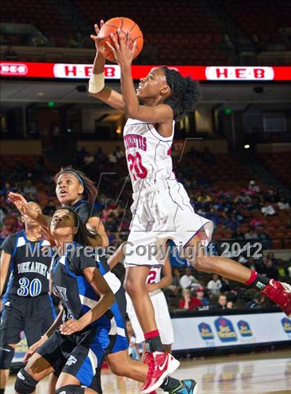 Thumbnail 2 in Duncanville vs. Dekaney (UIL 5A Final) photogallery.