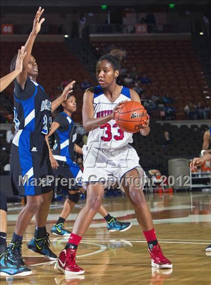 Thumbnail 3 in Duncanville vs. Dekaney (UIL 5A Final) photogallery.