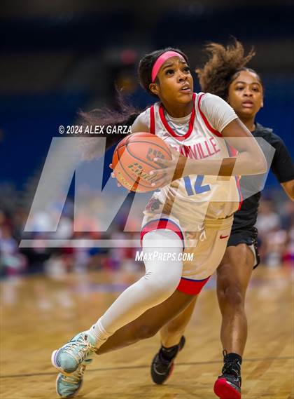Thumbnail 1 in Duncanville vs. South Grand Prairie (UIL 6A Basketball Final) photogallery.
