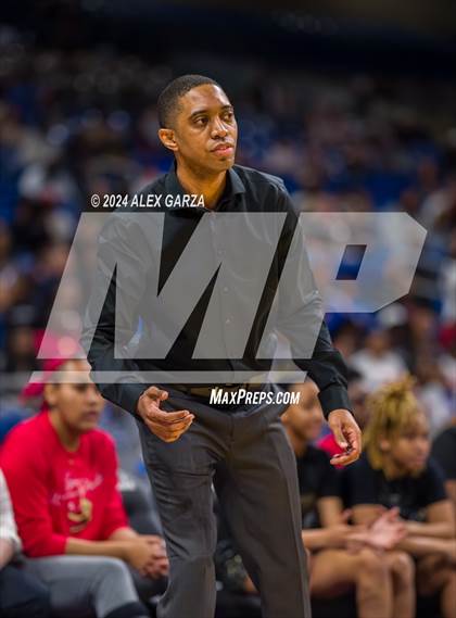 Thumbnail 1 in Duncanville vs. South Grand Prairie (UIL 6A Basketball Final) photogallery.
