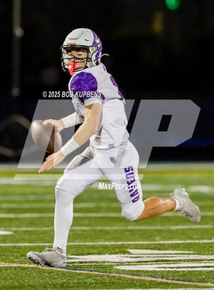 Thumbnail 1 in Sequoia @ Carlmont photogallery.