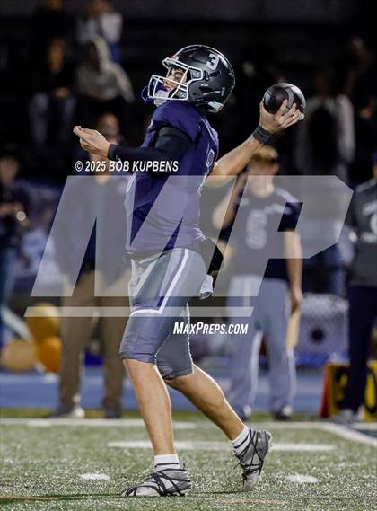 Thumbnail 2 in Sequoia @ Carlmont photogallery.