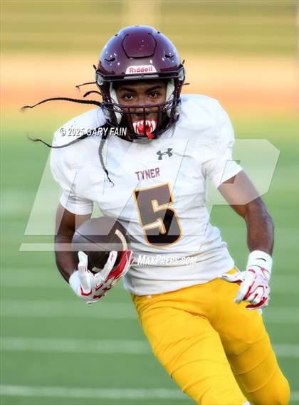 Thumbnail 3 in Hixson vs Tyner Academy (Jamboree Scrimmage) photogallery.