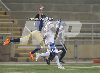Thumbnail 1 in Vincent Memorial vs. Crawford (CIF SDS D5 Final) photogallery.