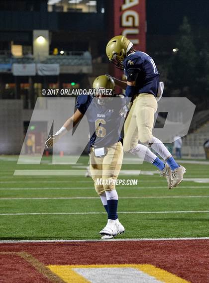 Thumbnail 1 in Vincent Memorial vs. Crawford (CIF SDS D5 Final) photogallery.