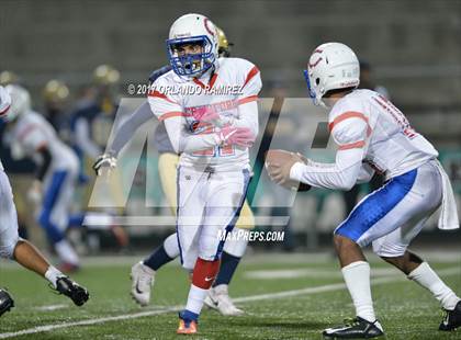 Thumbnail 3 in Vincent Memorial vs. Crawford (CIF SDS D5 Final) photogallery.