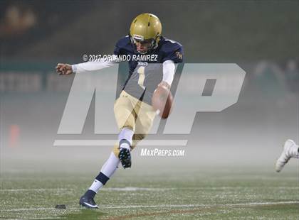 Thumbnail 2 in Vincent Memorial vs. Crawford (CIF SDS D5 Final) photogallery.