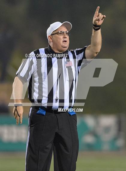 Thumbnail 2 in Vincent Memorial vs. Crawford (CIF SDS D5 Final) photogallery.