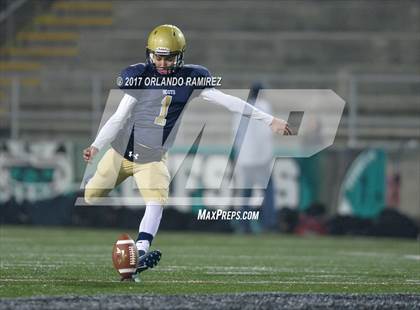 Thumbnail 1 in Vincent Memorial vs. Crawford (CIF SDS D5 Final) photogallery.
