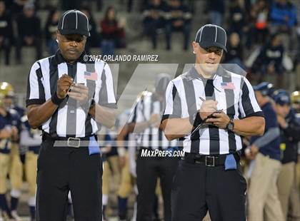 Thumbnail 3 in Vincent Memorial vs. Crawford (CIF SDS D5 Final) photogallery.