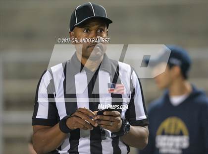 Thumbnail 3 in Vincent Memorial vs. Crawford (CIF SDS D5 Final) photogallery.