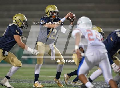 Thumbnail 2 in Vincent Memorial vs. Crawford (CIF SDS D5 Final) photogallery.
