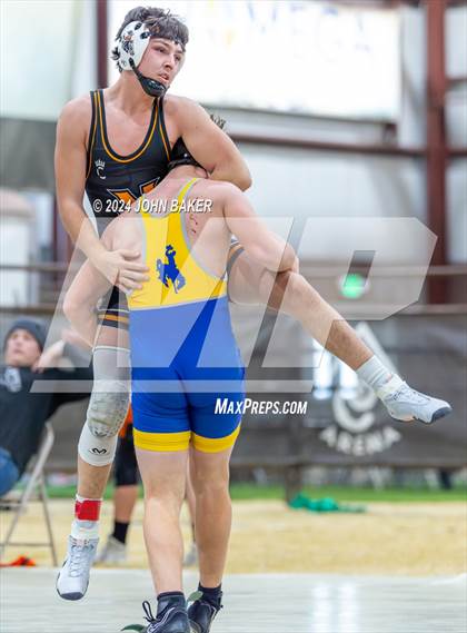 Thumbnail 2 in Fernley Orange vs Lowry Blue (Earl Wilken's Tournament) photogallery.